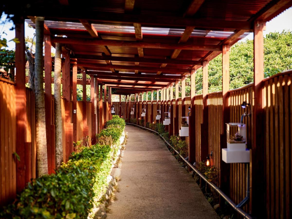 นางาฮามะ บีช รีสอร์ต คานง [เกาะหลักโอกินาว่า] Villa นาคิจิน ภายนอก รูปภาพ